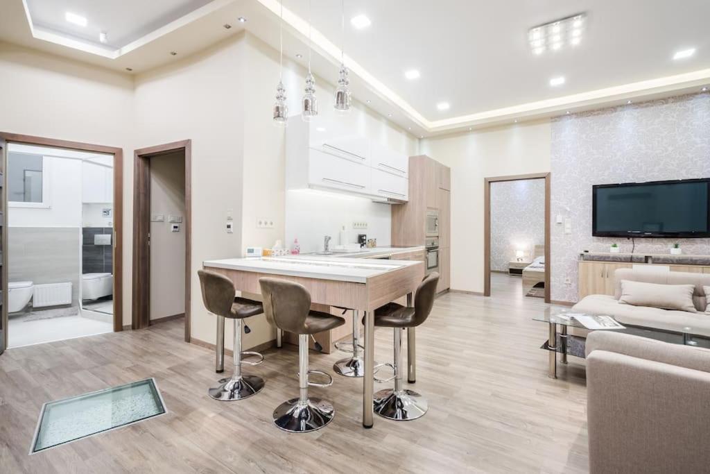 Апартаменти Szalag Utca 6 Luxurious Flat Castle District Будапешт Екстер'єр фото