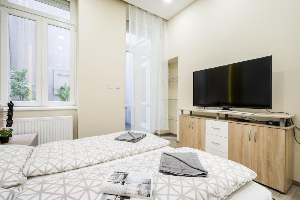 Апартаменти Szalag Utca 6 Luxurious Flat Castle District Будапешт Екстер'єр фото